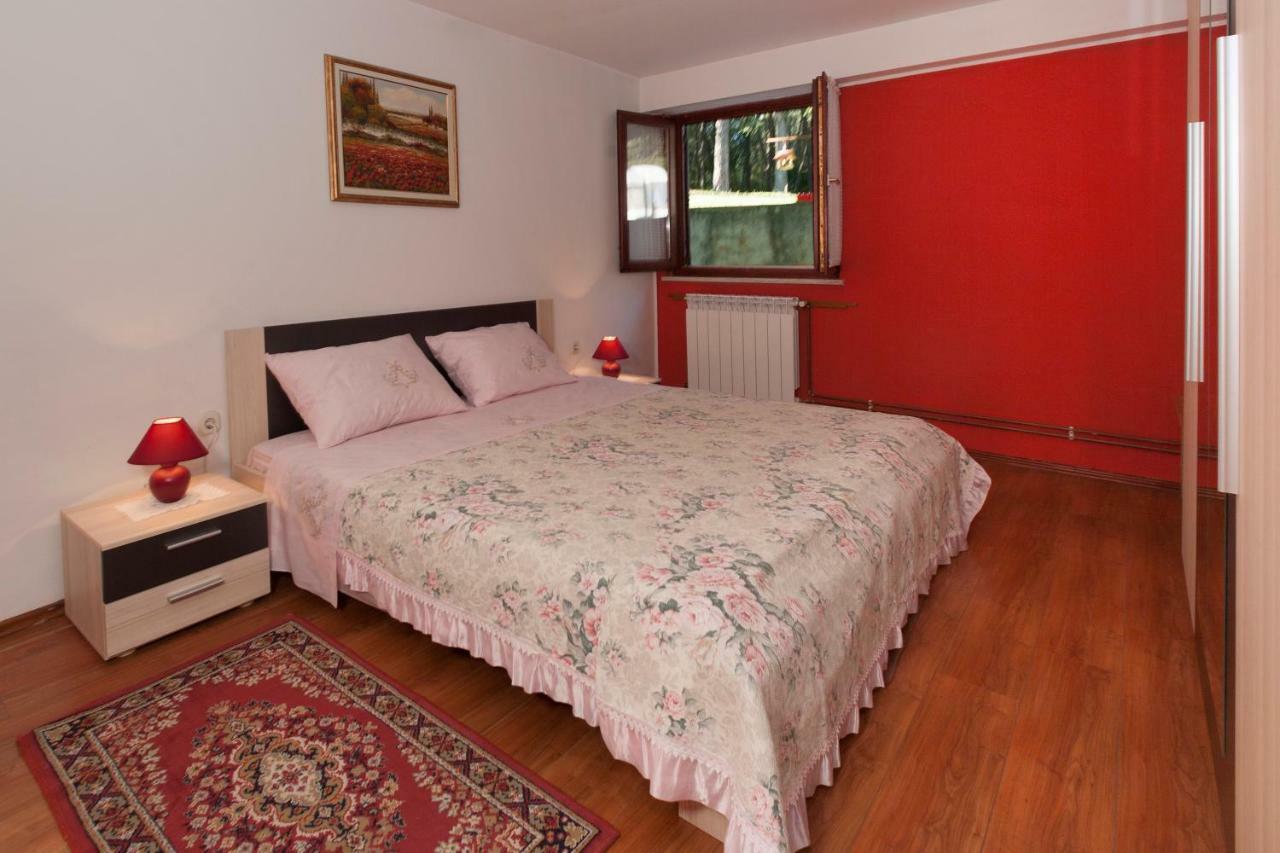 Mihaela Apartments Porec Exterior photo